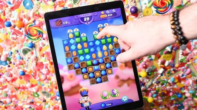 Candy Crush Saga é um dos jogos para celular mais viciantes