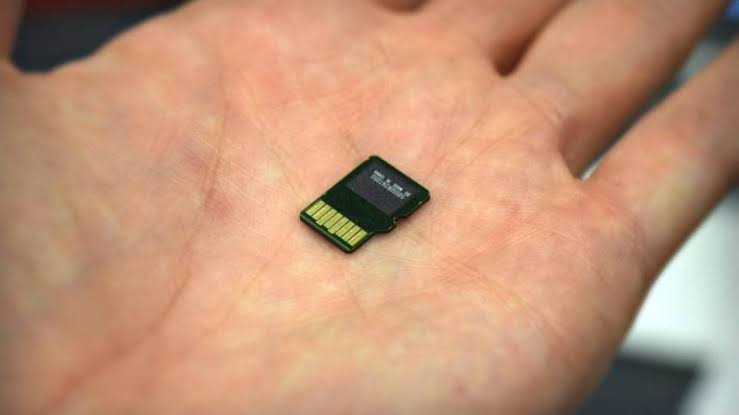Novo padrão de memória flash será o 'SSD para smartphones'